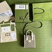 Gucci Mini tote bag with Interlocking G White ‎671623 Size 16 x 20 x 7 cm - 5