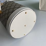 Gucci Horsebit 1955 small bucket bag white 637115 Size 14 x 16 x 14 cm - 2