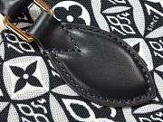 LV ONTHEGO Handbag Black/White M44576 Size 41 x 34 x 19 cm - 4