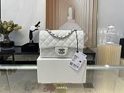 Chanel original lambskin mini flap bag white silver hardware A69900 Size 20 cm - 1