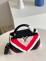 LV Capucines BB handbag M48865 Size 27 x 18 x 9 cm - 6