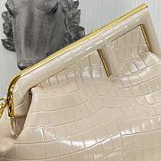 Fendi First Beige 2216 Size 32.5 x 15 x 23.5 cm - 3