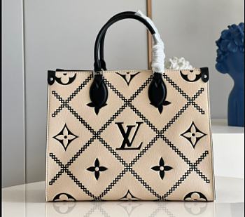 LV ONTHEGO MM Small Handbag 10 White M45595 Size 34 x 26 x 15 cm