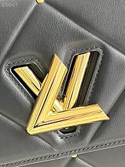 Louis Vuitton LV Medium Twist Handbag Black M50282 Size 23 x 17 x 9.5 cm - 5