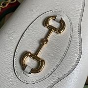 Gucci GG Horsebit Envelope Chain Bag White 677286 Size 26 x 16 x 4 cm - 5