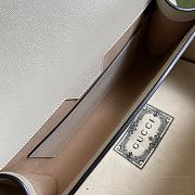 Gucci GG Horsebit Envelope Chain Bag White 677286 Size 26 x 16 x 4 cm - 2