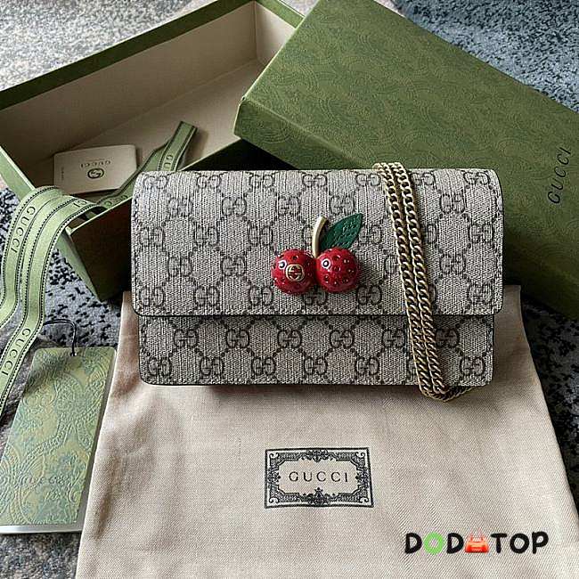 Gucci GG Supreme Mini Bag With Cherries 481291 Size 20 x 12 x 3.5 cm - 1