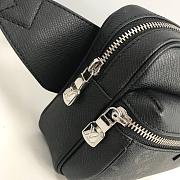 Louis Vuitton LV Waist Bag Black M30245 Size 21 x 17 x 5 cm - 3
