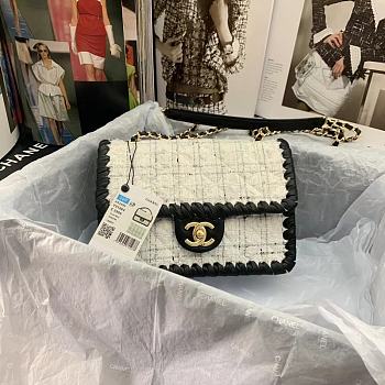 Chanel Flap Bag Size 22 cm