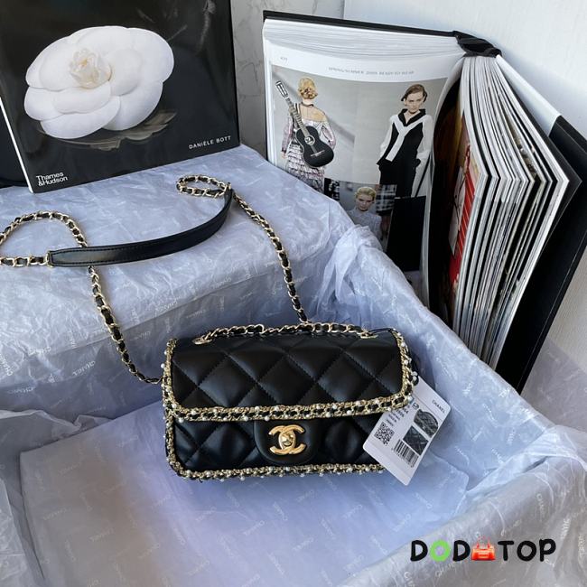Chanel Flapbag Black Size 21 x 12 x 7.5 cm - 1