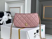 Chanel Chain Bag Pink Size 19 x 4 x 10 cm - 1