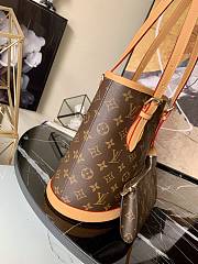 Louis Vuitton LV Bucket Pm Tote Bag M42238 Size 23 x 15 x 26cm - 6