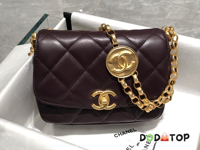 Chanel Retro Gold Coin Chain Flap Bag Red Size 14 x 17.5 x 6 cm - 1