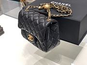 Chanel Golden Ball Lambskin Black Size 13 x 18 x 7 cm - 5
