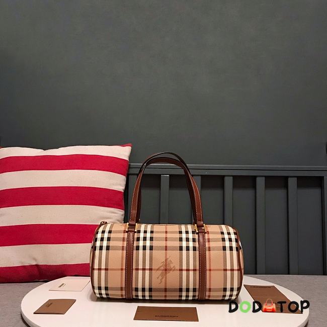 Dodo Burberry Handbag Classic Size 29 cm - 1