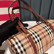 Dodo Burberry Handbag Classic Size 29 cm - 2