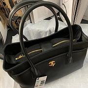 Chanel Handbag Black Size 36 x 23 x 15 cm - 4