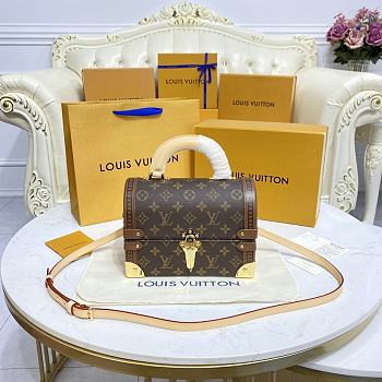Louis Vuitton LV Box Handbag Size 28 cm