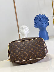Louis Vuitton LV PALERMO Handbag M40145 Size 37 x 27 x 17 cm - 6