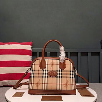 Burberry Handbag Size 31 x 22 x 11 cm