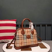 Burberry Handbag Size 31 x 22 x 11 cm - 4