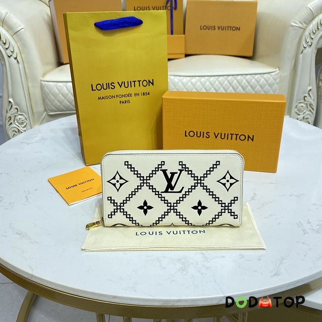 Louis Vuitton LV Wallet Size 19.5x10.5x2.5 cm - 1