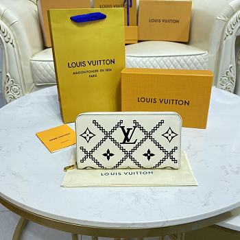 Louis Vuitton LV Wallet Size 19.5x10.5x2.5 cm