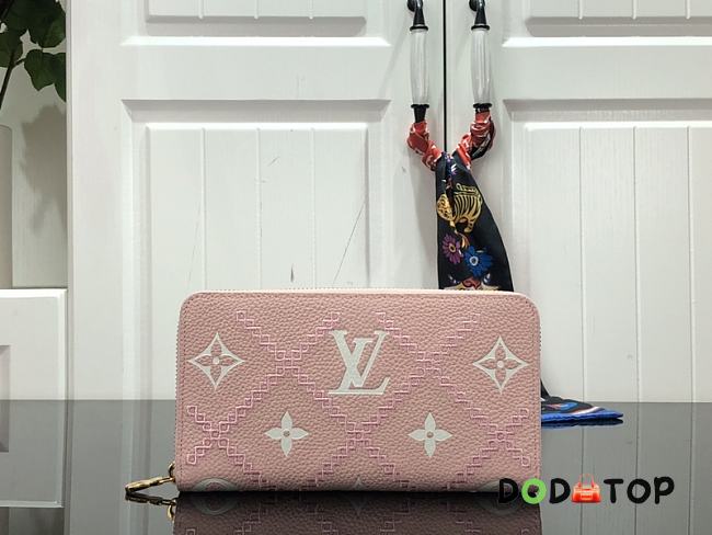 Louis Vuitton LV Wallet Pink Size 19.5x10.5x2.5 cm - 1