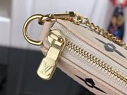 Louis Vuitton LV Small Chain Bag Size 15.5 x 10.5 x 4.0 cm - 3