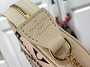 Louis Vuitton LV Small Chain Bag Size 15.5 x 10.5 x 4.0 cm - 6