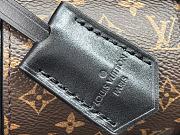 Louis Vuitton LV Chain Bag Size 18.5x 9.5x 7.5 cm - 6