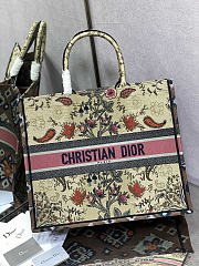 Dior Tote Bag 02 Size 42 x 35 x 18 cm - 1