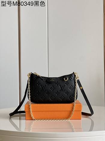 Louis Vuitton Easy pouch Shoulder Crossbody Bag M80349 Size 19 x 11.5 x 3 cm