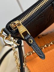 Louis Vuitton Easy pouch Shoulder Crossbody Bag M80349 Size 19 x 11.5 x 3 cm - 6