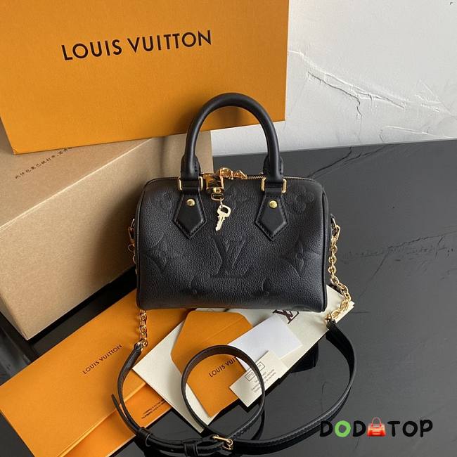 Louis Vuitton LV Shoulder Bag Size 21 x 12 x 15 cm - 1