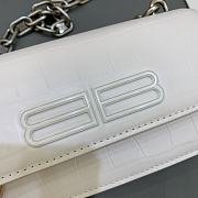 Balenciaga Crocodile Shoulder Bag White 92726 Size 19 x 5.5 x 10 cm - 2