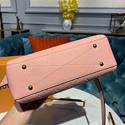 LV Georges BB Rose Poudré Pink Grain Leather M53942 Size 27.5 x 17 x 11.5 cm - 6