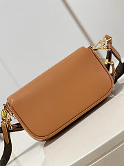 Louis Vuitton LV Swing Handbag Brown M20393 Size 24 x 15 x 6 cm - 2