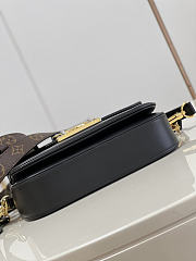 Louis Vuitton LV Swing Handbag Black M20393 Size 24 x 15 x 6 cm - 4
