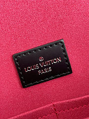 Louis Vuitton LV Handbag Twist Black Size 28 x 20 x 10 cm - 2
