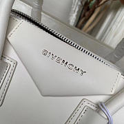 Givenchy Bag White Size 33 cm - 5