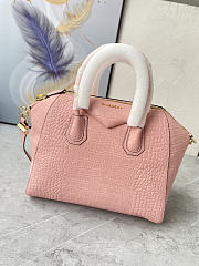 Givenchy Handbag Pink Size 34 x 27 x 20 cm - 1