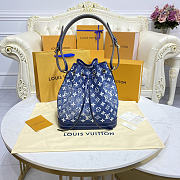 Louis Vuitton LV Bucket Bag Size 25 x 28.5 x 20 cm - 1