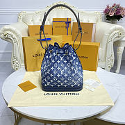 Louis Vuitton LV Bucket Bag Size 25 x 28.5 x 20 cm - 2
