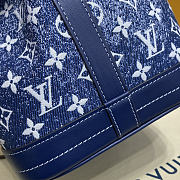 Louis Vuitton LV Bucket Bag Size 25 x 28.5 x 20 cm - 5