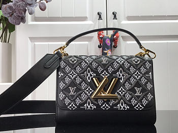 Louis Vuitton LV Handbag Size 23 x 17 x 9.5 cm