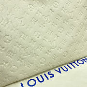 LOUIS VUITTON ARTSY White Size 42 x 18 x 30 cm - 6