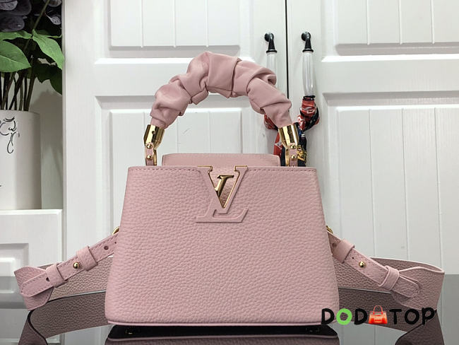 LV Capucines Mini Pink Size 21 x 14 x 8 cm - 1