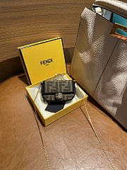 Fendi Small Chain Bag Size 7 cm - 1