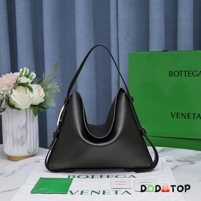 Bottega Veneta Shoulder Bag Black Size 30x23x16 cm - 1